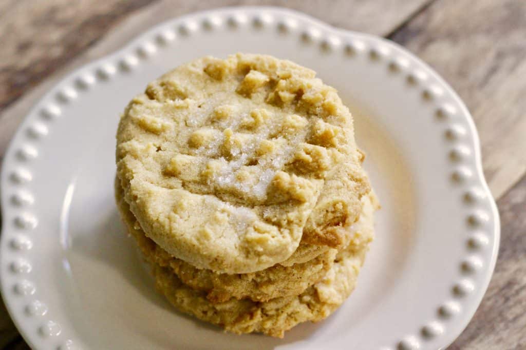 Pecan Sandies Cookie Recipe With Powdered Sugar - Through My Front Porch